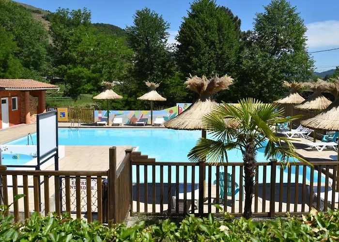 Camping Calme Et Nature Iserand