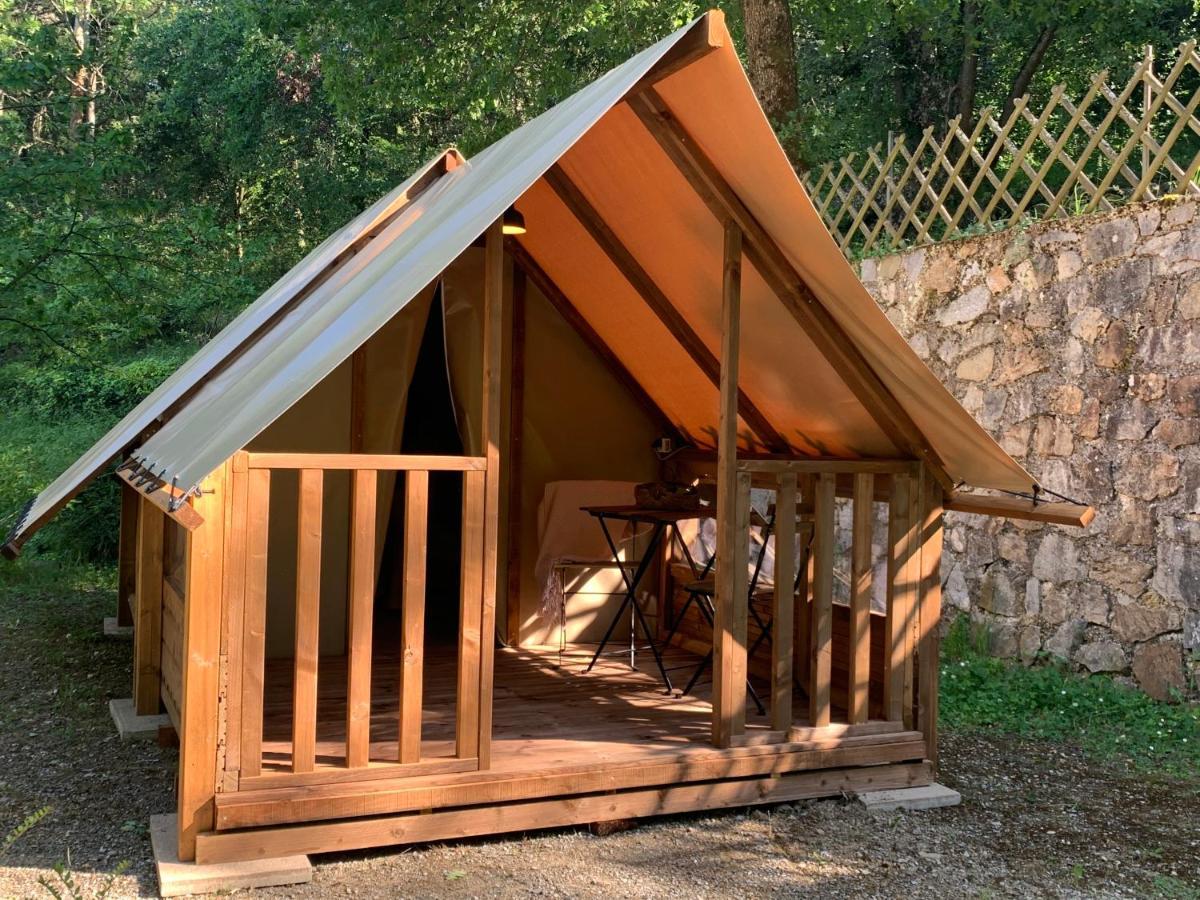 Calme Et Nature Iserand Campeggio Vion (Ardeche)